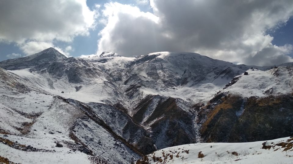 Photo of Kuari Pass Trek, Joshimath, Uttarakhand, India by BHAVPREET SINGH