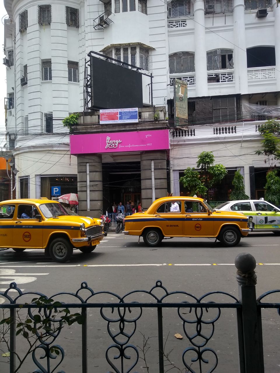 Photo of Park Street, Beniapukur, Kolkata, West Bengal, India by Isha Saxena