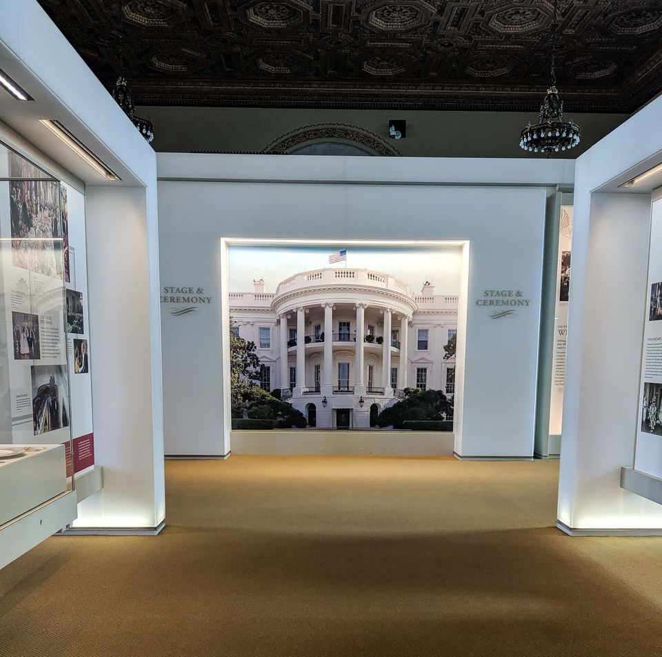 Photo of White House Visitor Center, Pennsylvania Avenue Northwest, Washington, DC, USA by Isha Saxena