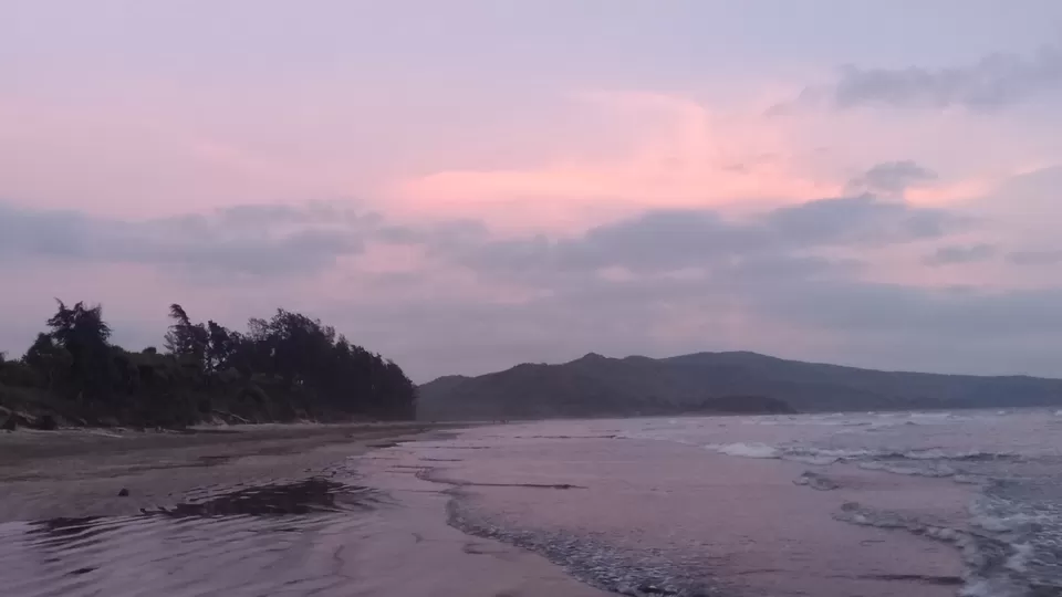 Photo of Srivardhan Beach, Maharashtra by Nupur Agrawal