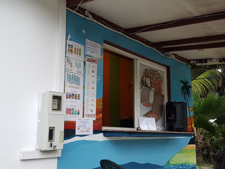 Photo of Island Pizzeria, Grand Anse, Seychelles by Pratik Gandhi