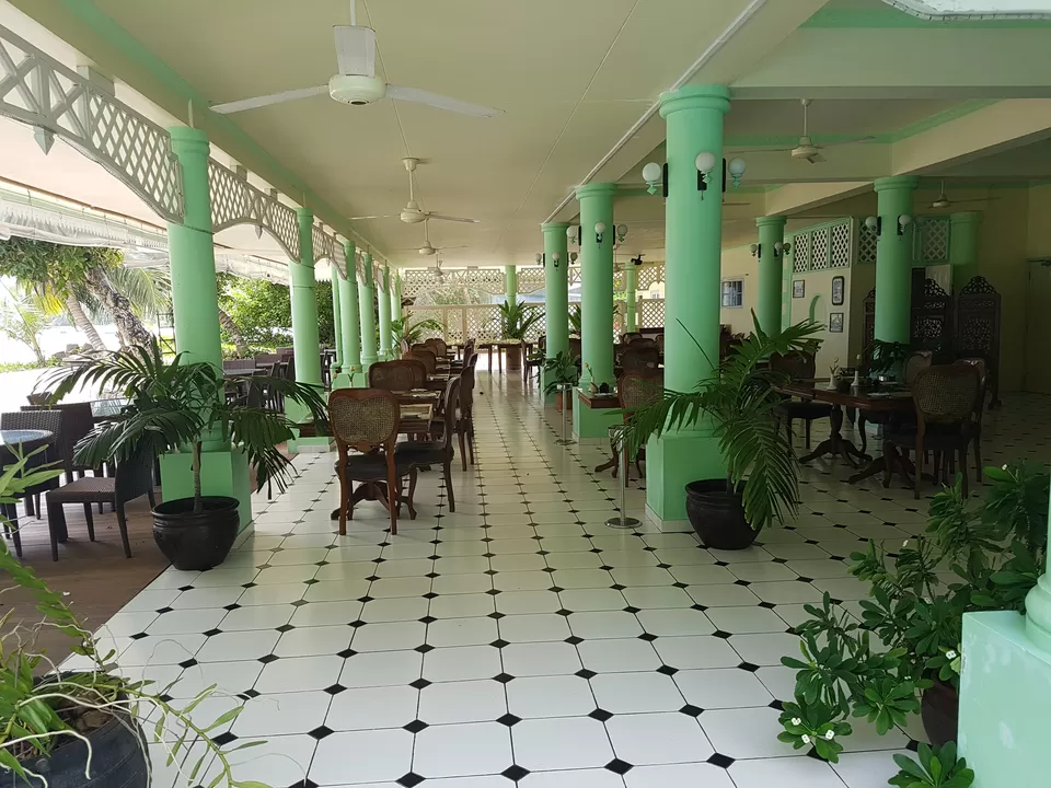 Photo of Palm Beach Hotel, Grand Anse, Seychelles by Pratik Gandhi