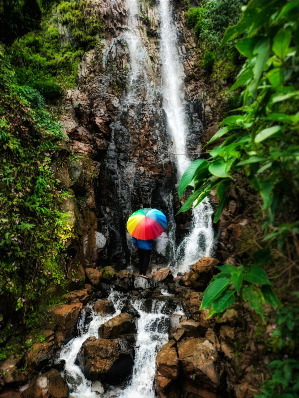 Photo of Surrender to the flow🌈#waterfallstory by Atul Patil