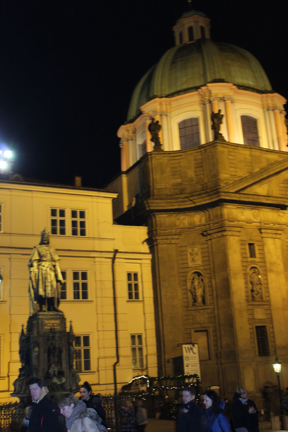 Photo of "Winter Budget Trip to Europe" 6 cities & 20 days – Eastern, Central & Western Europe 41/214 by Rikita Parikh