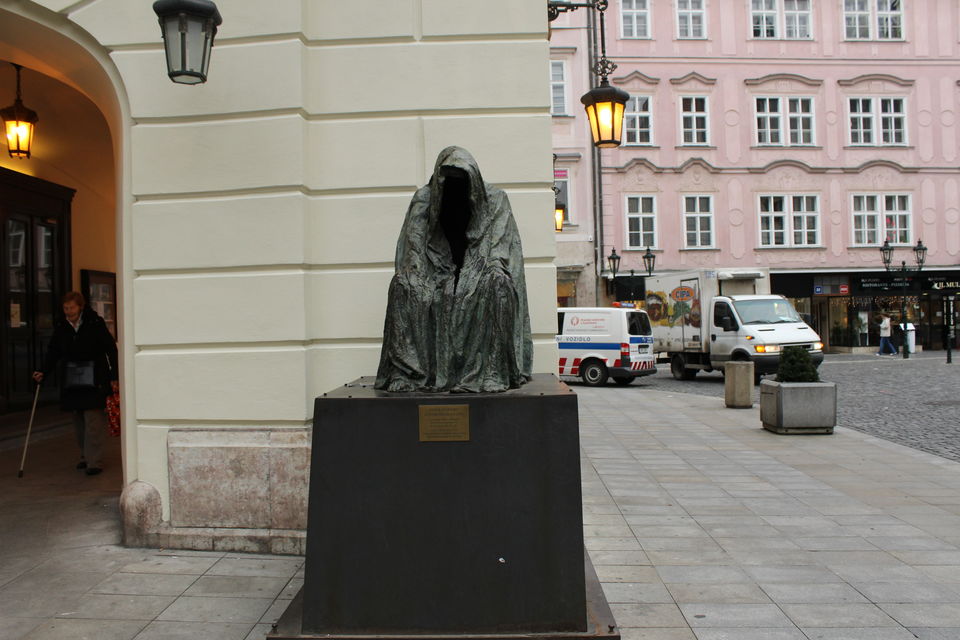 Photo of "Winter Budget Trip to Europe" 6 cities & 20 days – Eastern, Central & Western Europe 45/214 by Rikita Parikh