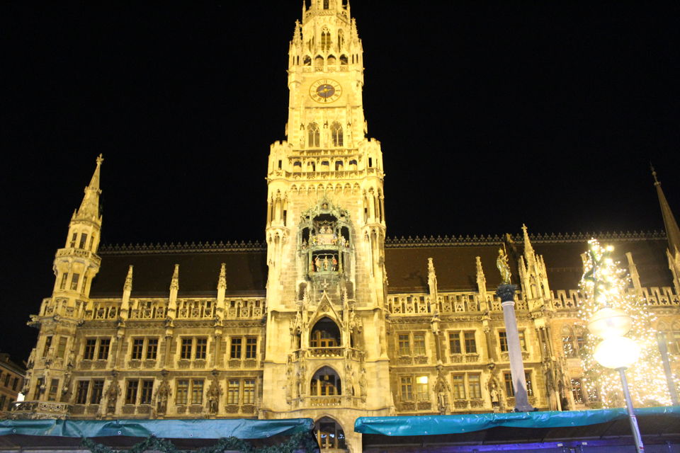 Photo of "Winter Budget Trip to Europe" 6 cities & 20 days – Eastern, Central & Western Europe 137/214 by Rikita Parikh