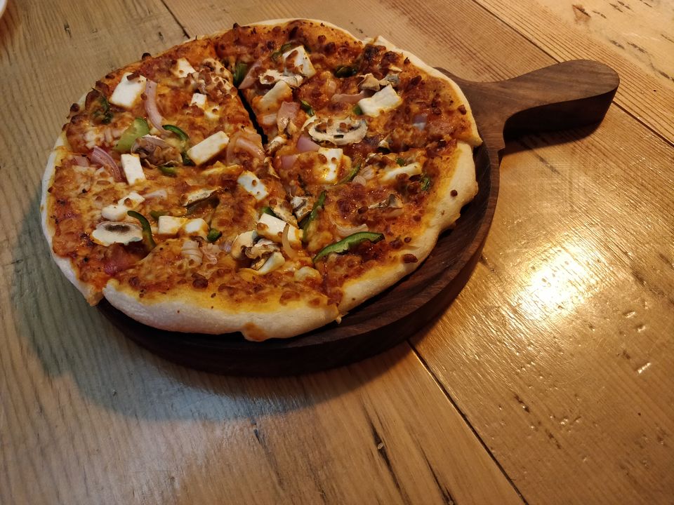 Photo of Himalayan Pizza, Bir, Himachal Pradesh, India by im.amankh