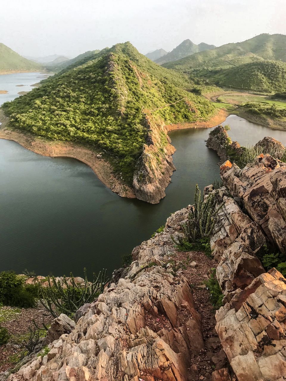 Photo of Bahubali Hills Udaipur, Morwaniya, Rajasthan, India by Sudha | Sassy Naari