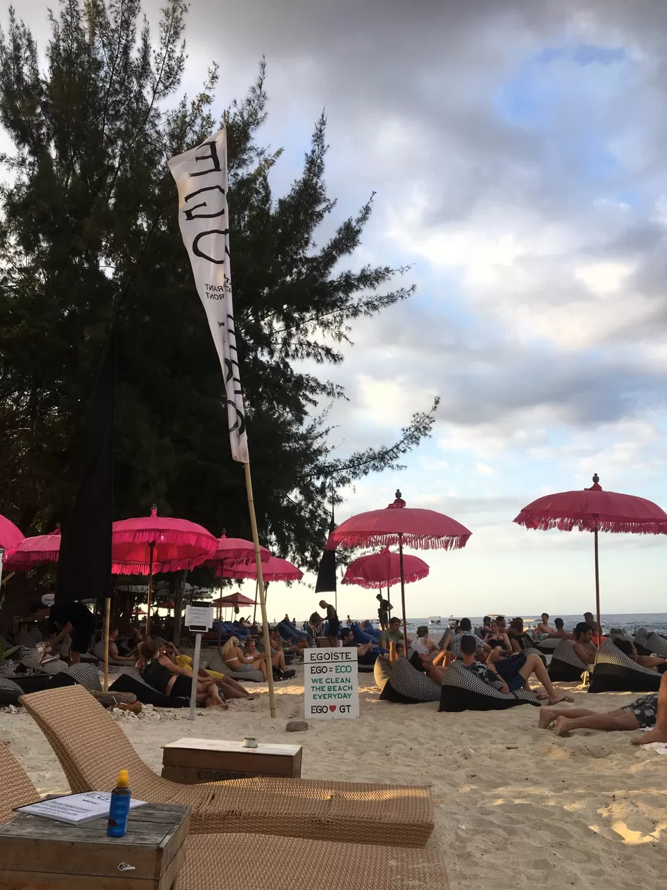 Photo of Gili Trawangan, Gili Indah, North Lombok Regency, West Nusa Tenggara, Indonesia by Pingu goes tripping!