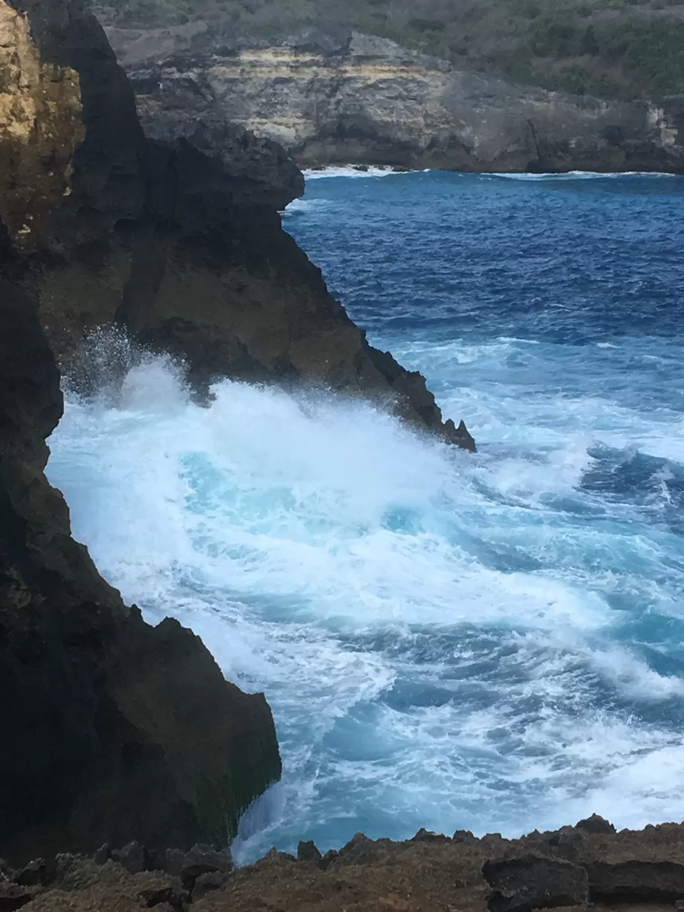 Photo of NUSA PENIDA ISLAND, Jalan Pantai, Kutampi Kaler, Klungkung Regency, Bali, Indonesia by Pingu goes tripping!