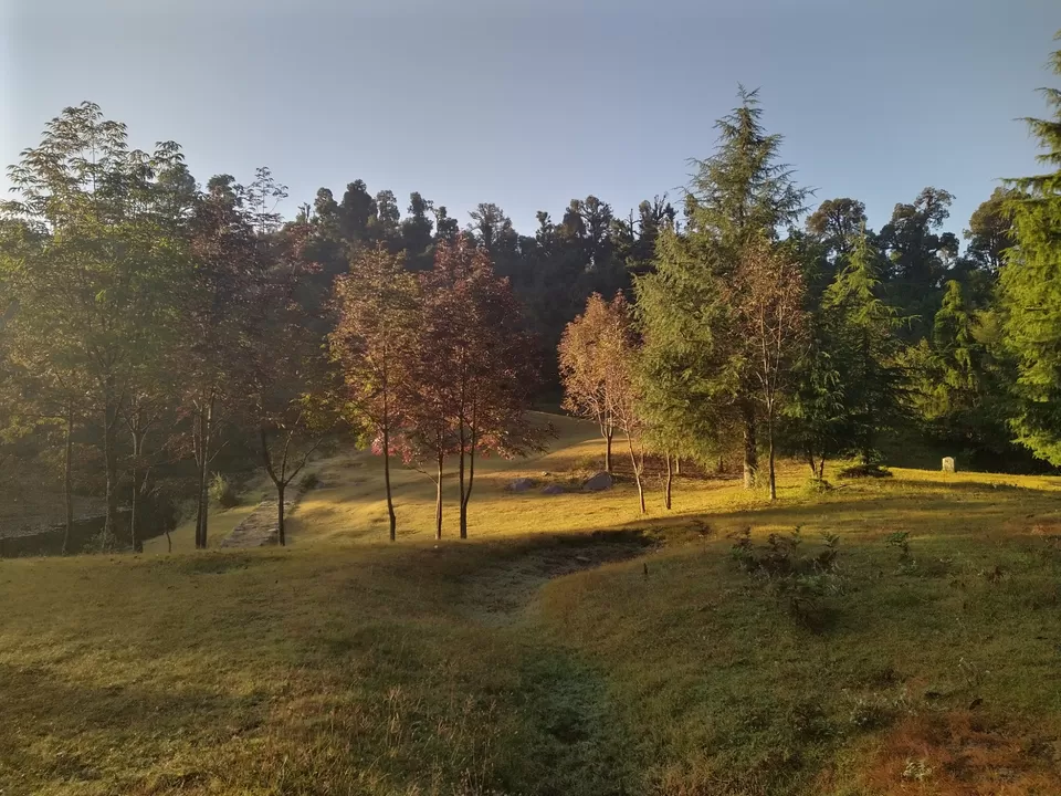 Photo of Deoria Tal by Bhaskar Tamang