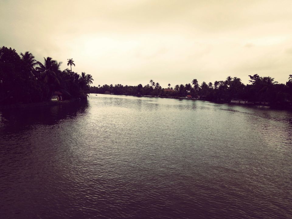 Photo of Alleppey, Kerala, India by Amit Mandaliya