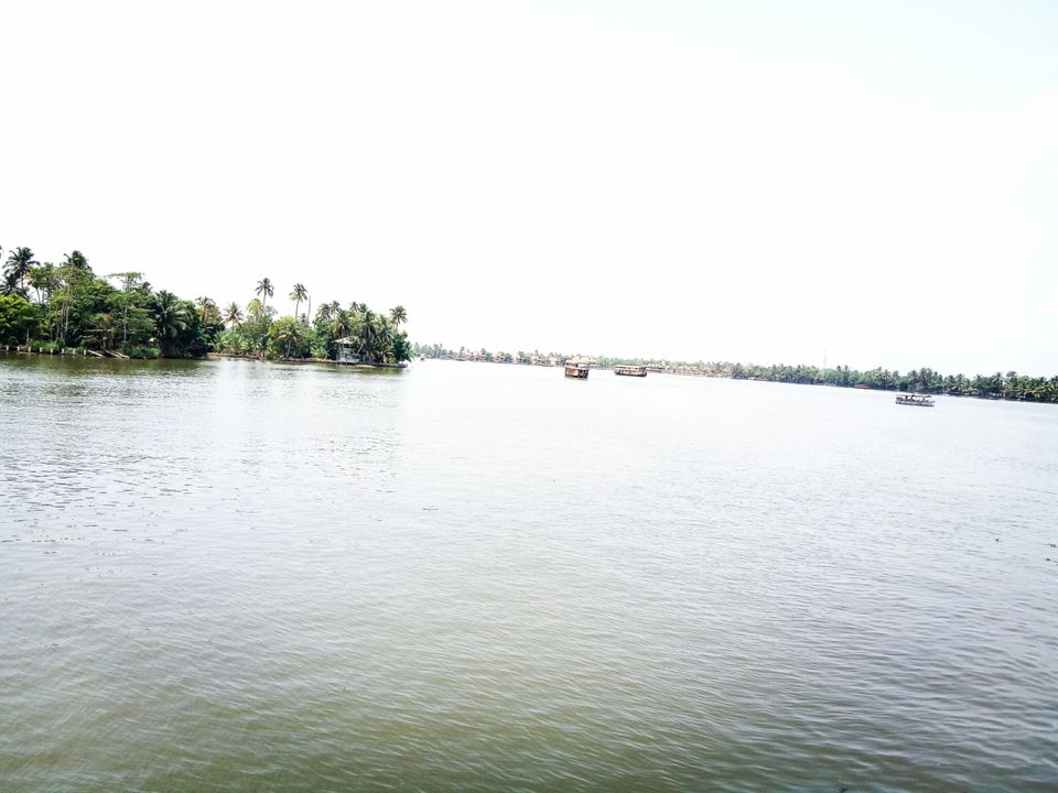 Photo of Alleppey, Kerala, India by Amit Mandaliya