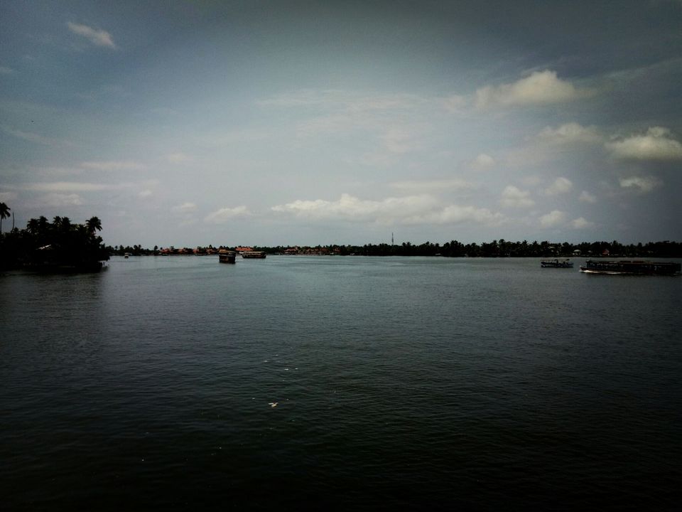 Photo of Alleppey, Kerala, India by Amit Mandaliya