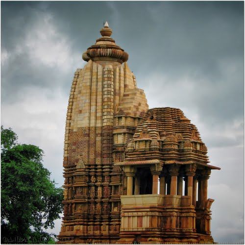 Photo of Chaturbhuj Temple, Orachha, India by Sagnik Basu