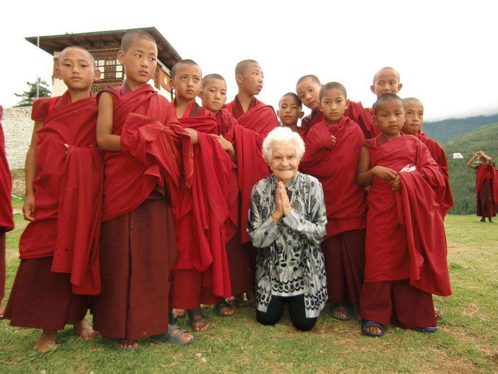 Photo of The beautiful neighbour, Bhutan! 8/19 by Sagnik Basu