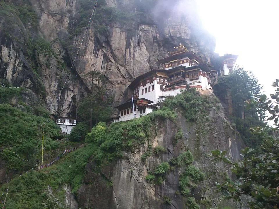 Photo of The beautiful neighbour, Bhutan! 11/19 by Sagnik Basu
