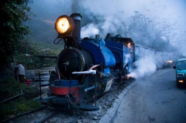Photo of Backpacking @ Queen of Hills: Darjeeling 12/21 by Sagnik Basu