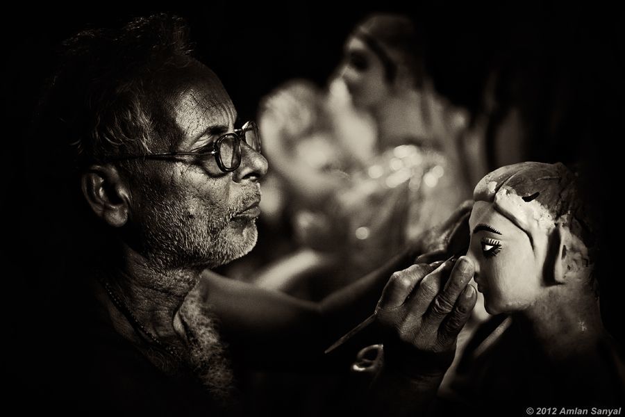 Photo of A notepad and Kumartuli 3/3 by Sagnik Basu