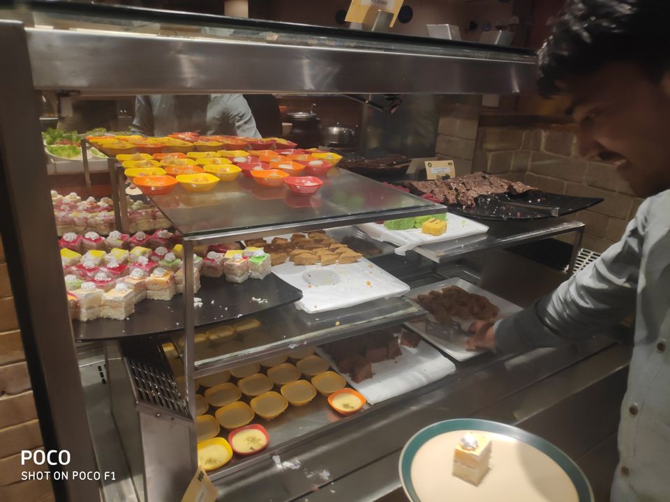 Photo of Barbeque Nation - New Delhi - Vasant Kunj, Local Shopping, Vasant Kunj Marg, Pocket 7, Sector C, Center, New Delhi, Delhi, India by Anirudh Jorwal