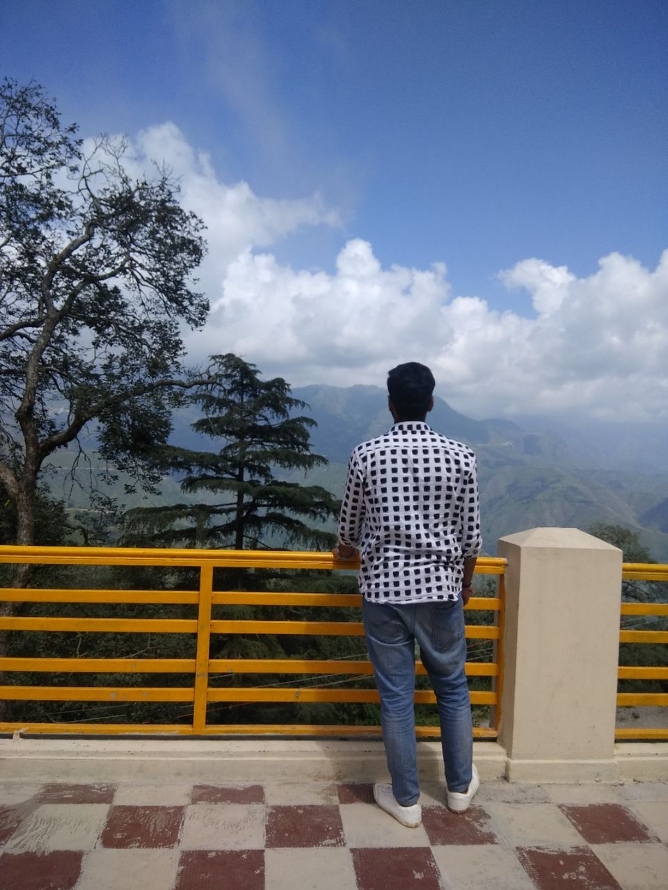 Photo of Chakrata, Uttarakhand, India by @_f_av_s_