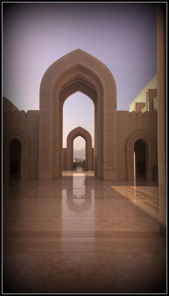 Photo of Oman Diaries: A visit to the Sultan Qaboos Grand Mosque 1/9 by Aseem Rastogi