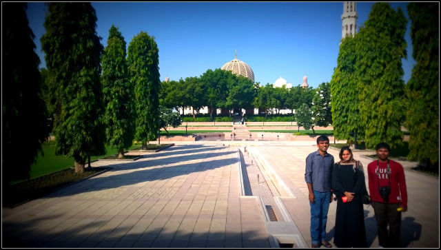 Photo of Oman Diaries: A visit to the Sultan Qaboos Grand Mosque 9/9 by Aseem Rastogi