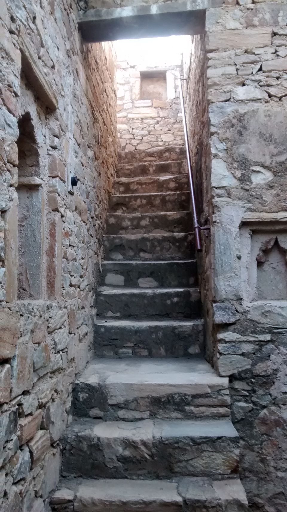 Photo of Dadhikar Fort - Located in a Different Era! by Anupriya Basu
