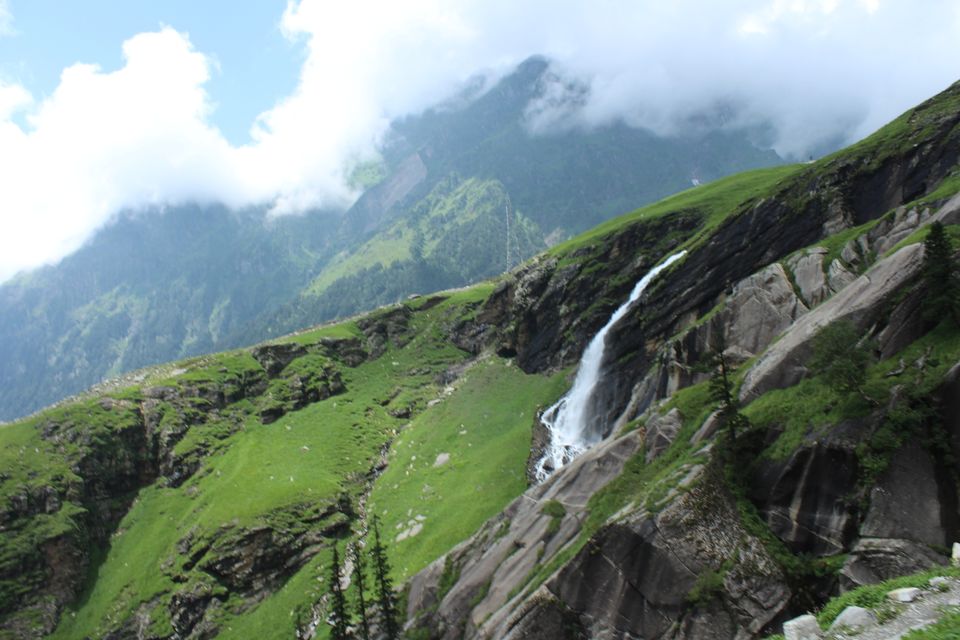 Photo of Rohtang Pass by earn.travel.repeat