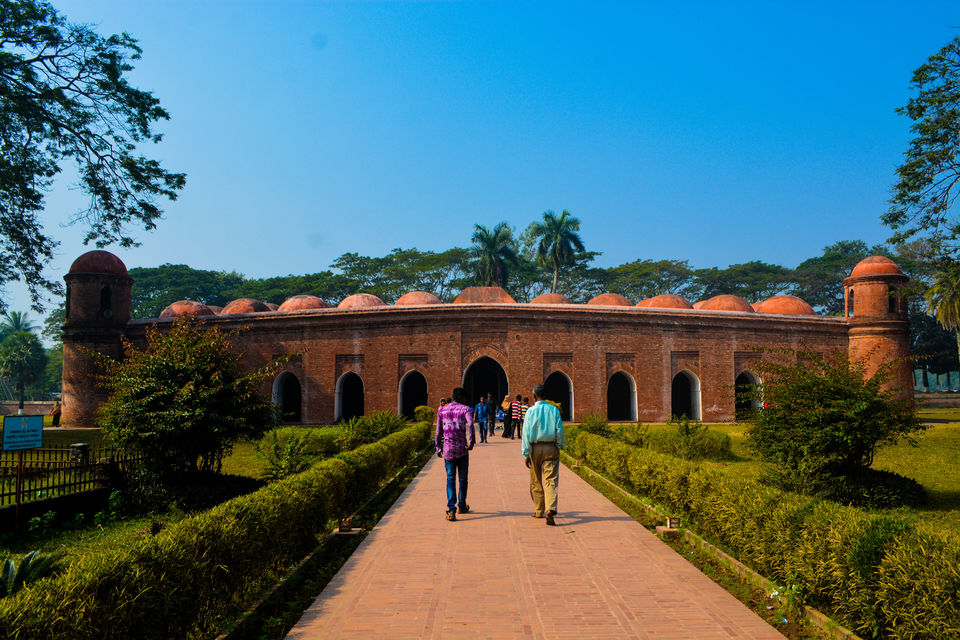 Photo of Sixty Dome Mosque, Bagerhat - Khulna Road, Bagerhat, Khulna Division, Bangladesh by Kanad Bose