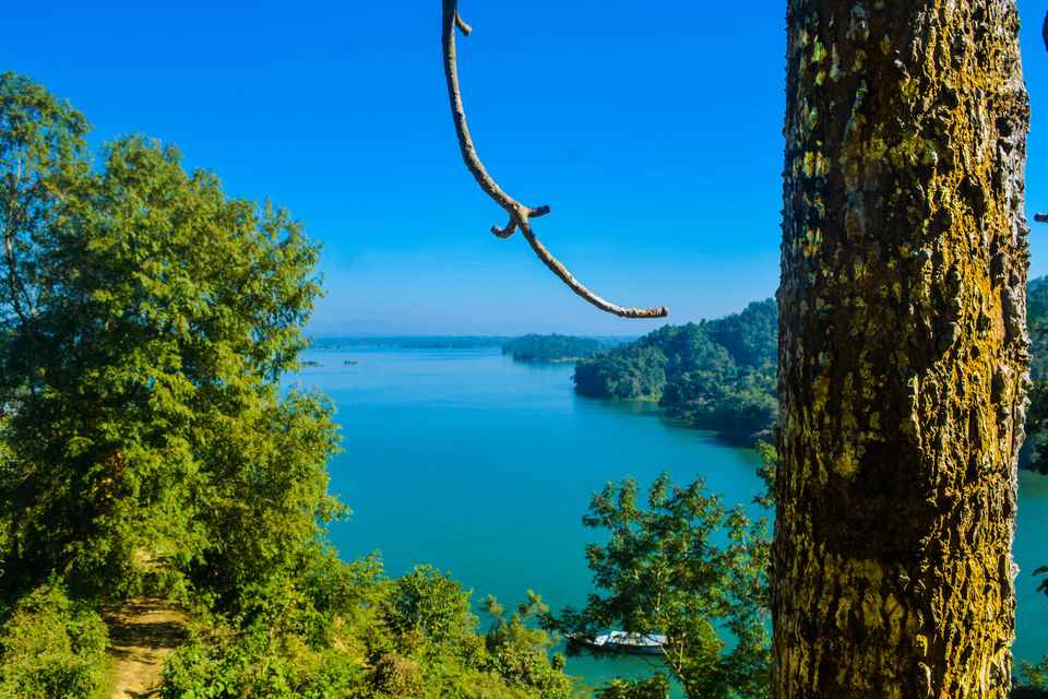 Photo of Kaptai Lake, Rangamati Hill District, Chittagong Division, Bangladesh by Kanad Bose