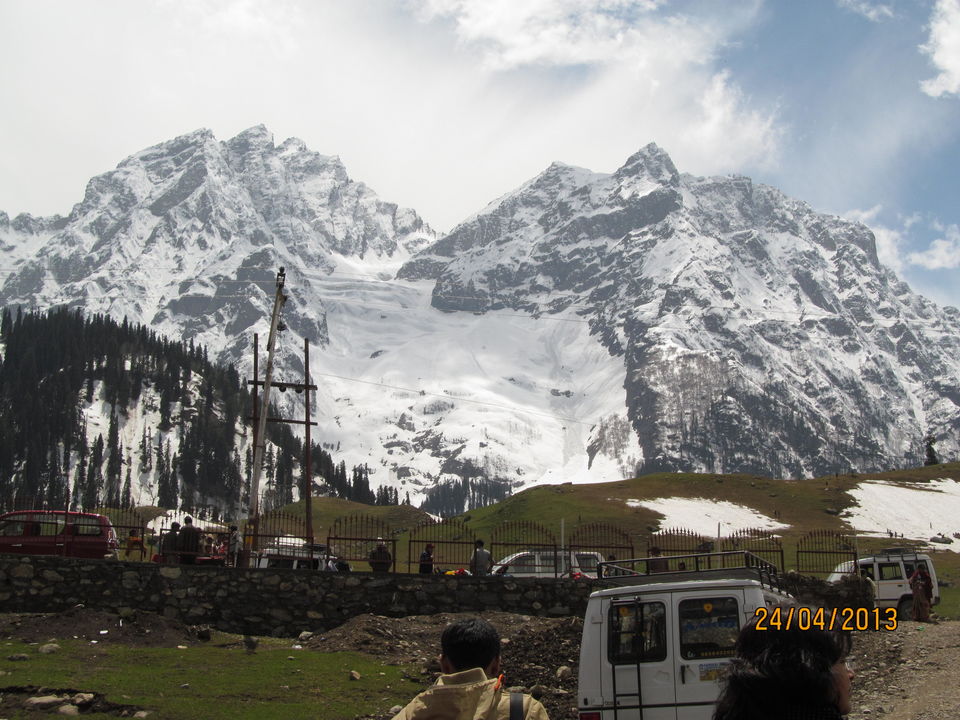 Photo of Jammu and Kashmir - "Truly paradise in itself" 6/9 by Rituparna Samaddar