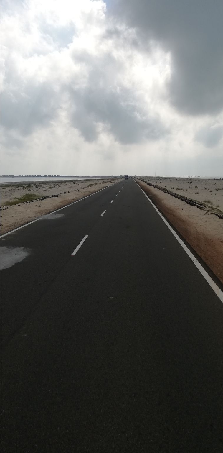 Photo of Dhanushkodi Beach, Tamil Nadu by Abdulla Zunoon