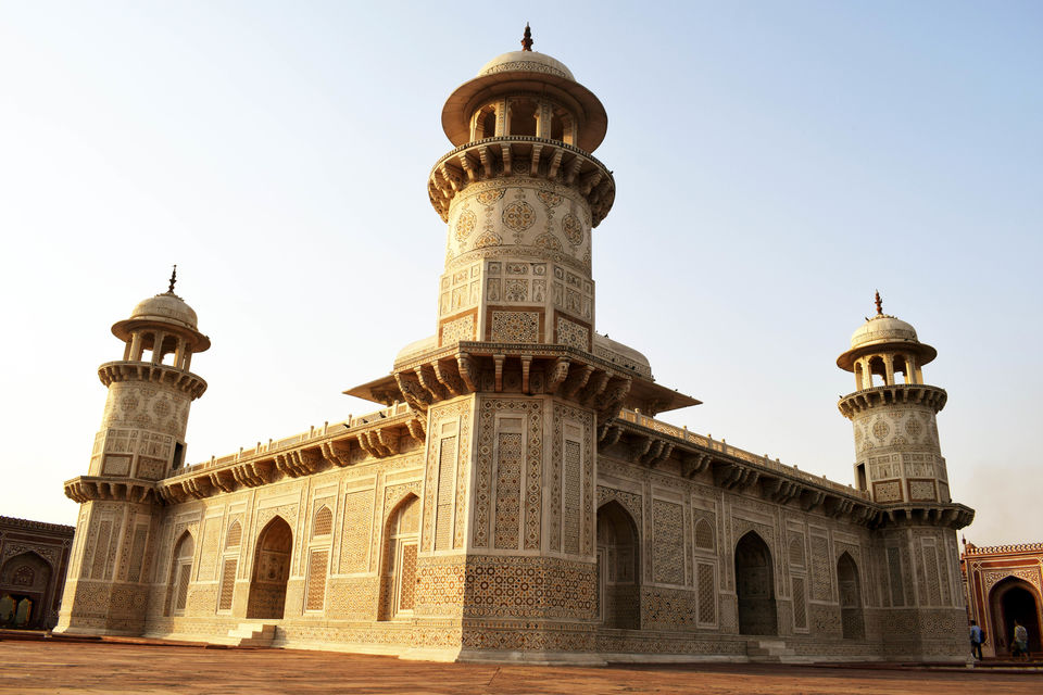 Photo of Itmad-ud-Daula, Agra, Uttar Pradesh, India by Aprajita Parkash