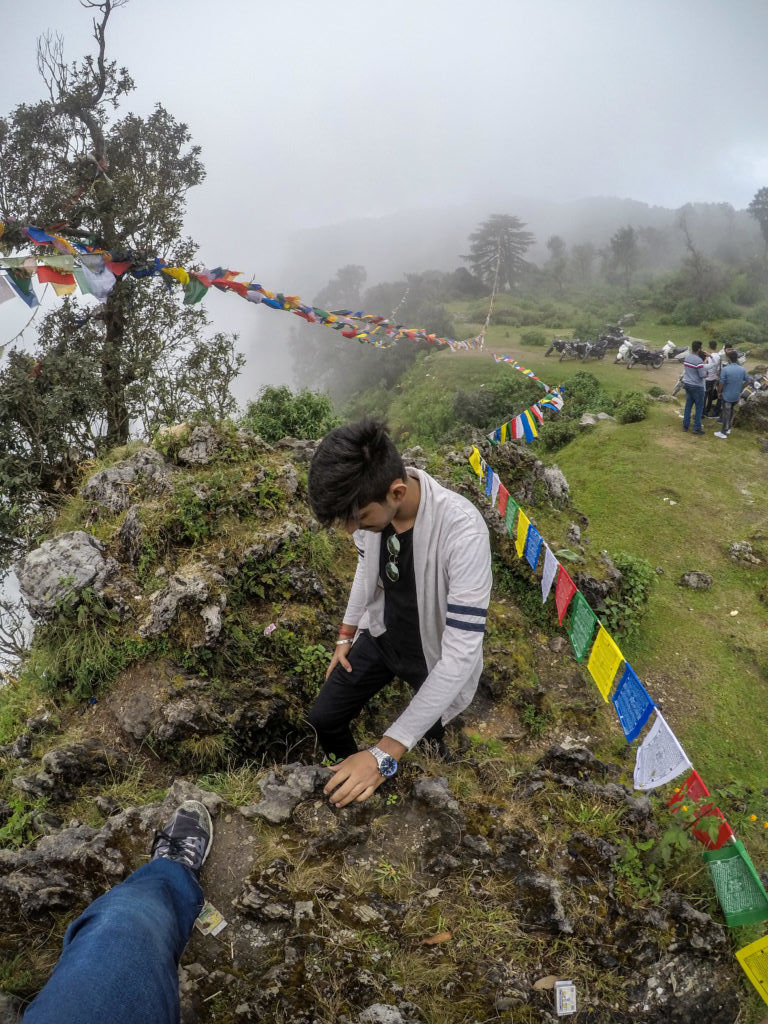 Photo of Photo story, on the top of George Everest - Trawell&Tech 1/4 by Rashid Mohd
