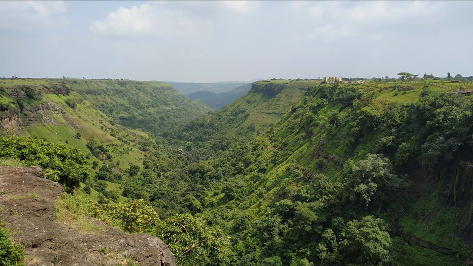 Photo of Mandu/Mandavgadh - City Of Joy And Maheshwar #Getaway #Monsoon by Nisarg Shah