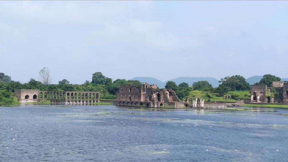 Photo of Mandu/Mandavgadh - City Of Joy And Maheshwar #Getaway #Monsoon by Nisarg Shah