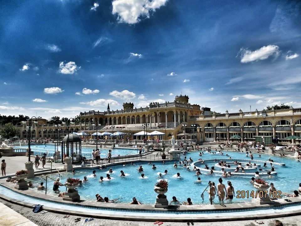 Photo of Széchenyi Thermal Bath, Budapest, Állatkerti körút, Hungary by Dipu Darko