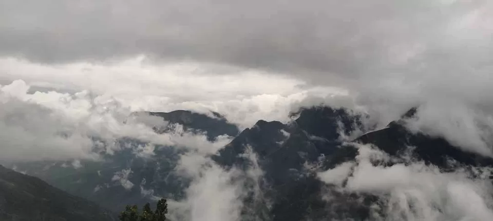 Photo of Munnar Top Station, View Point, View Point Path, Munnar, Kerala, India by Surbhi Somani