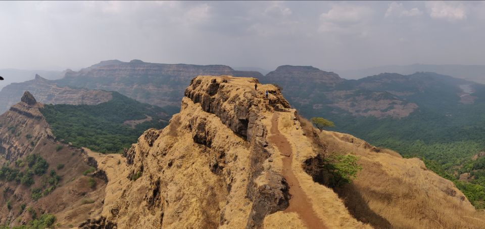 Photo of Vasota Fort, Satara, Maharashtra, India by Dipak Kadu