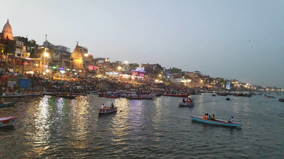 Photo of Varanasi, Uttar Pradesh, India by Wandering Monk