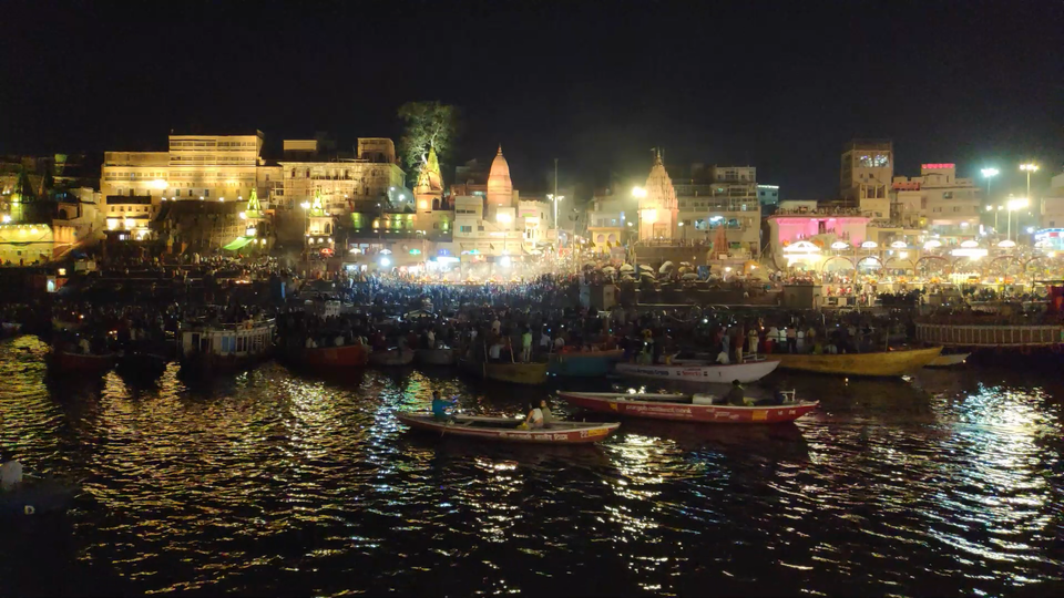 Photo of Varanasi, Uttar Pradesh, India by Wandering Monk