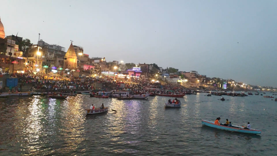 Photo of Varanasi, Uttar Pradesh, India by Wandering Monk