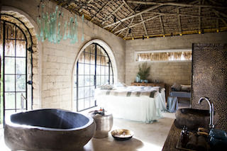 Photo of KENYA LUXURY LODGE SAFARI by Aleko Africa Safaris