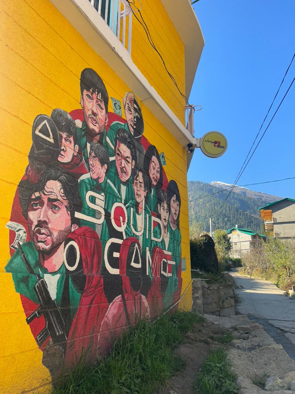 Photo of I found a Squid Games Themed Hostel in Manali ! by Akshita Duggal