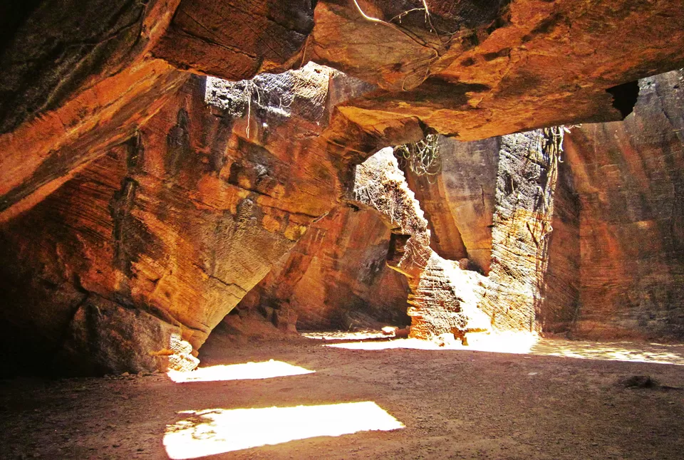 Photo of Naida Caves, Diu, Daman and Diu, India by Piyush Tripathi