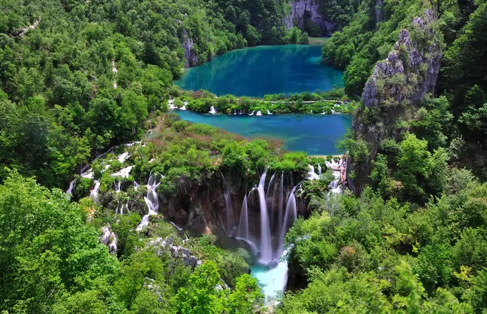 Photo of Plitvice Lakes National Park, Plitvički Ljeskovac, Croatia by Abhigya S