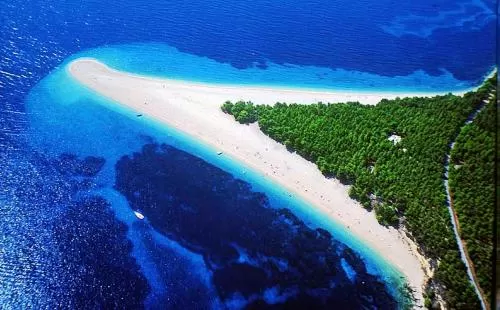 Photo of Zlatni Rat, Bol, Croatia by Abhigya S