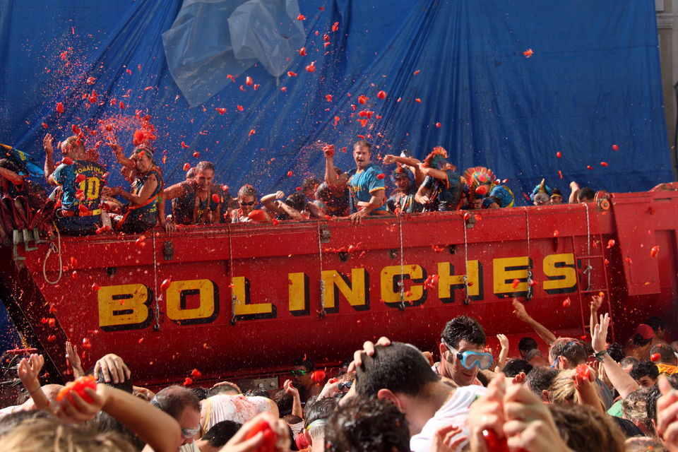 Photo of La Tomatina! On It's 70th Anniversary ~ Know All About It! 4/12 by Abhigya S
