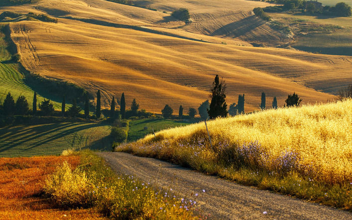 Photo of From a daydreamer's diary: 13 places to see before I die 8/22 by Abhigya S